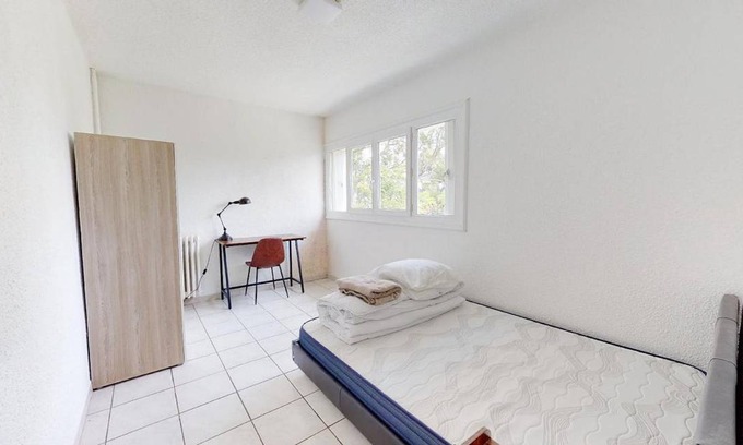 Les Cevennes Station Balnéaire | 83 m² Chambre privée ∙ 1 chambre ∙ 1 personne