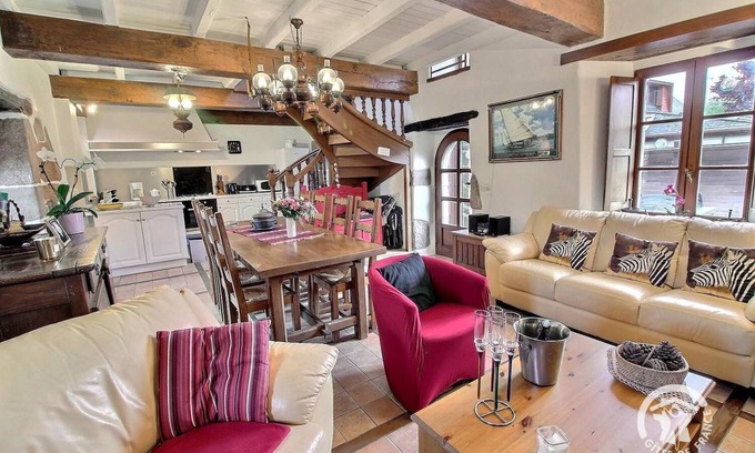 Tredrez-Locquemeau Maison | 84 m² Gîte ∙ 2 chambres ∙ 4 personnes