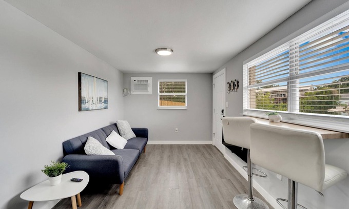 Tampa Appartement | 8818 Rocky Creek Drive, Unit B