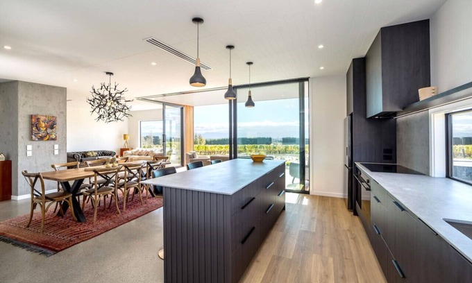 Dyerville Maison | 89 In The Vines, Martinborough