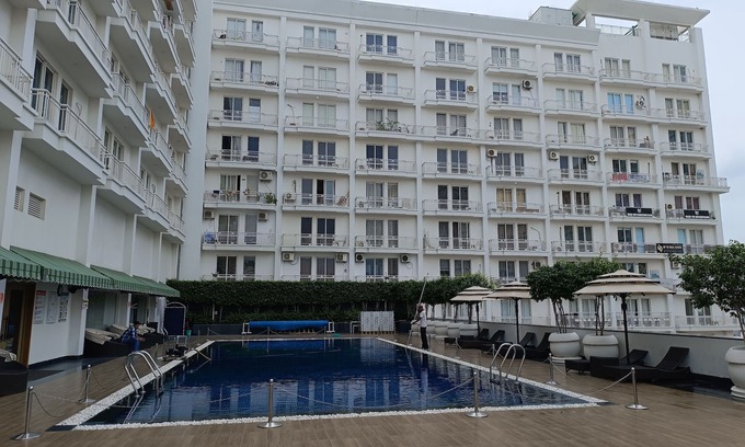 Gomti Nagar Appartement | 9 Bedrooms 9 Bathrooms 1Pool Charming studio with terrace overloking the Lucknow