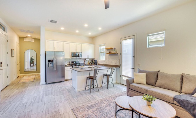 Chandler Appartement | Updated Apt: 6 Mi to Dtwn Chandler!