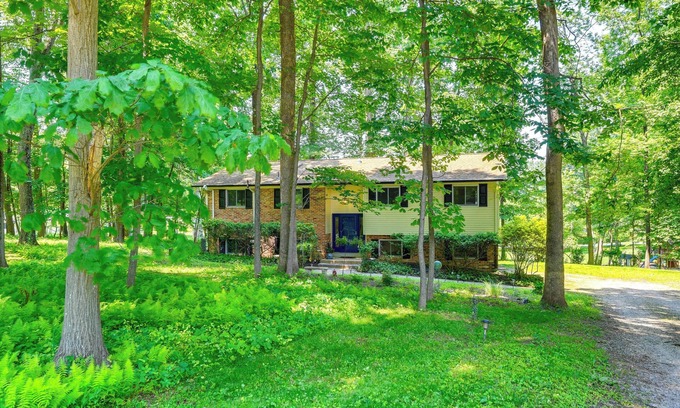 Dayton Maison | 9 Mi to Historic District: Ellicott City Home!