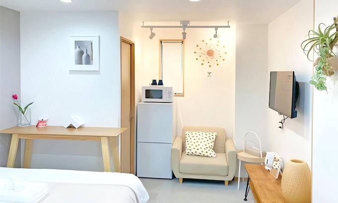 Nishiikebukuro Appartement | 9 - min to Ikebukuro, Cost - eff, 2 - pax. Good eats, shops. Room 101.
