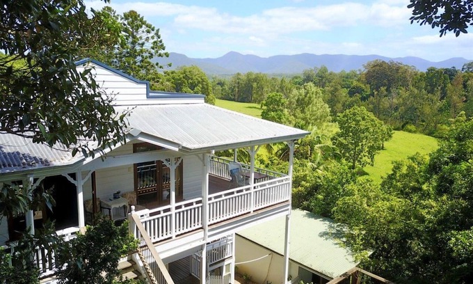 Bellingen Cabine | 9 Room Guesthouse in the Middle of Bellingen With Amazing Views Yoga Room Sauna