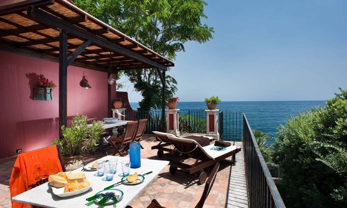 Torre Archirafi Appartement | 90 m² Appartement ∙ 3 chambres ∙ 5 personnes