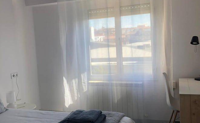 Logrono Station Balnéaire | 90 m² Chambre privée ∙ 1 chambre ∙ 1 personne