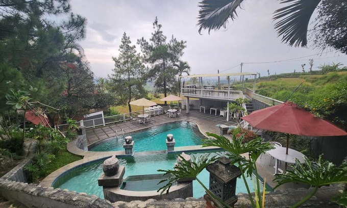 Garut Station Balnéaire | 90 m² Résidence de vacances ∙ 2 chambres ∙ 127 personnes