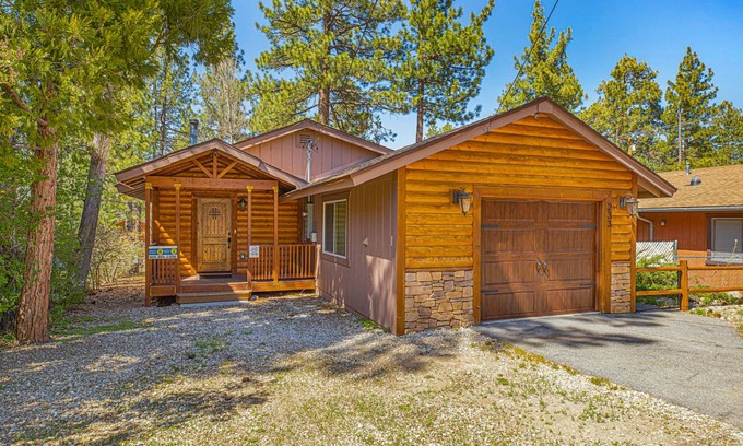 Big Bear City Cabine | 92 m² Chalet ∙ 2 chambres ∙ 4 personnes