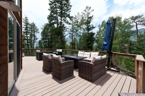 Columbine Lake Maison | 94 Ponderosa Way