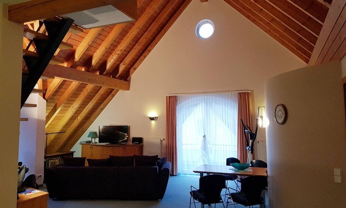 Schoenmuenzach Appartement | 94sqm vacation apartment in the attic WLAN National Park Northern Black Forest quiet location