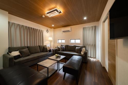 Higashitateishi Appartement | 99, Higashi-tateishiA 2nd and 3rd floor apartment