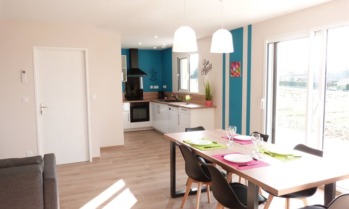 Saint-Pardoux Maison | Spatieuse Maison neuve,3ch,6pers TV,WIFI,terrasse,parking,au calme.2min du Lac !
