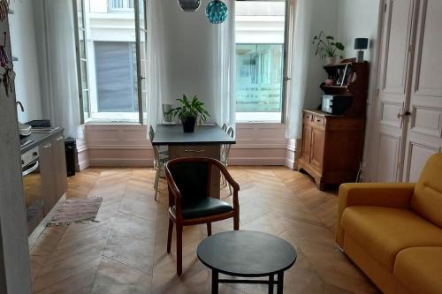 Saint-Jean-d'Angely Appartement | A 2 pas du marché