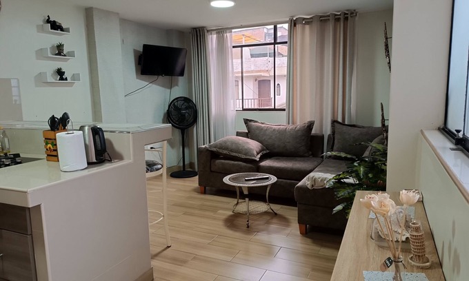 Los Olivos Appartement | A 20 min del aeropuerto, comodo Loft con cocina americana