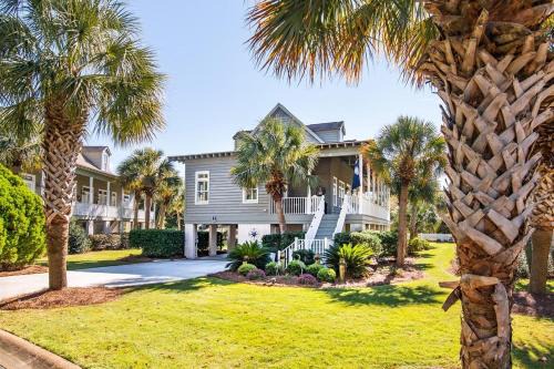 Litchfield by the Sea Maison | A 4 Bedroom House in Gated Litchfield By the Sea