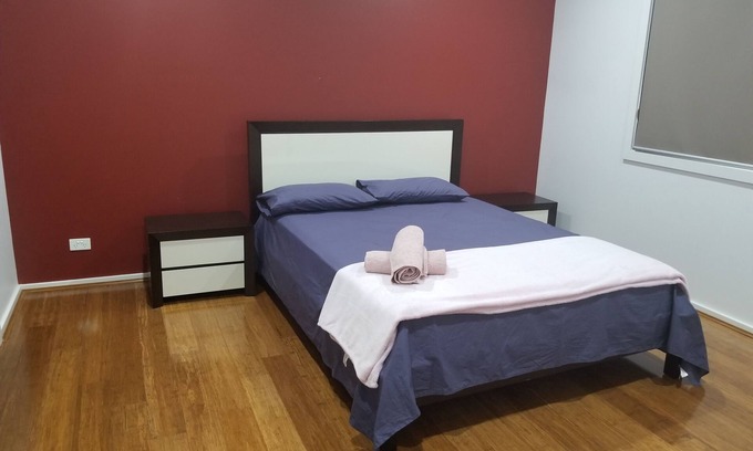 Jacka Maison | A 5-bedroom spacious family friend house is near to all amenities.