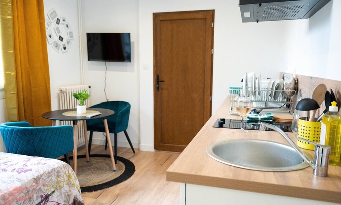 Montaubert - Rille - Saint-Sulpice Appartement | A 5 min à pieds du château de Fougères ! Appartement idéal pour un séjour