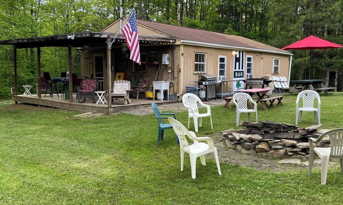 Beaver Dams Cabine | A beautiful rustic cabin with outdoor activities. Small groups, or big families.