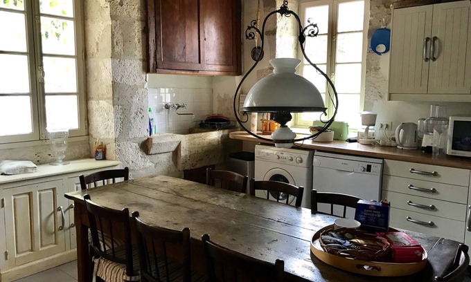Jegun Maison | A beautifully restored Manoir in Gascony - Sleeps 12
