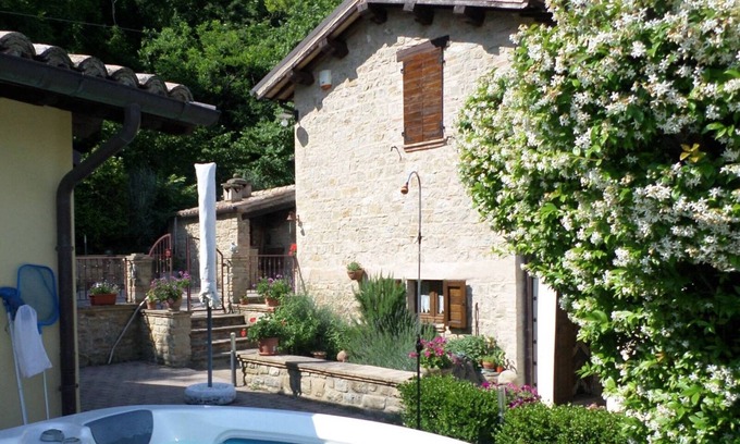 Rosora Lit Et Petit-Déjeuner | A Bed and Breakfast, in the heart of the Marche region, immersed in the hills