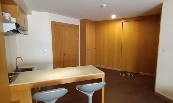 Nong Bon Appartement | A Bedroom and Den next to MRT