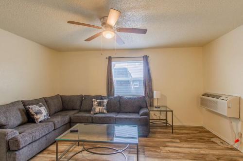 Lawton Appartement | A bedroom in close proximity to Fort Sill
