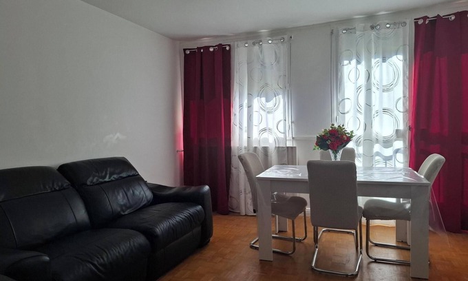 Morsang-sur-Orge Appartement | A break for family, friends or work - Spacious F3 WiFi dedicated office parking