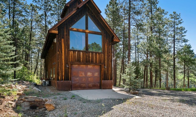 Durango - Purgatory Maison | A/C, Views, Newly Renovated, Peaceful Retreat!