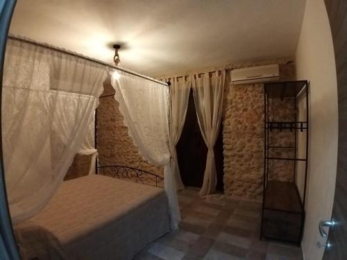 Naro Maison | A cantunera o castieddu