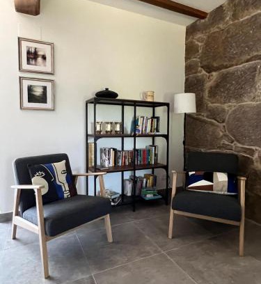 Cenlle Maison | A CASIÑA dos LARANXOS