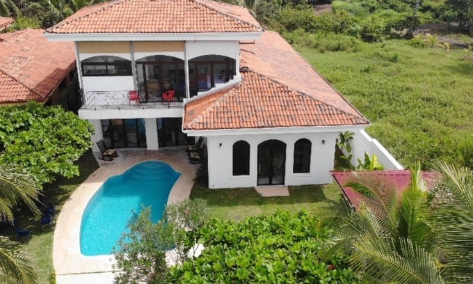 Cerro Plano Villa | A chance for you and your loved ones to get away from the rest of the world.