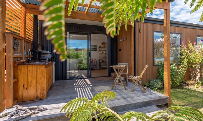 Pohara Cabine | Tui Studio Pohara. Golden Bay