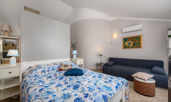Monterol Appartement | A charming studio apartment near the beach