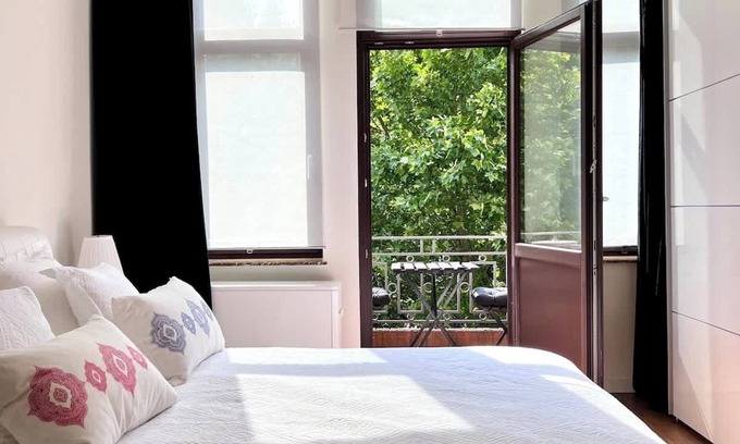 Quartier des Quais - Kaaienwijk Appartement | A Chic Haven in the Heart of Urban Nature