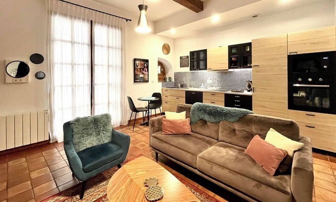 Pezenas Appartement | Un cocon pour deux au coeur du vieux Pézenas