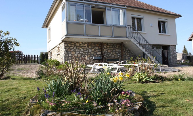 Equemauville Maison | une maison tout confort ,un jardin avec terrasse, le tout aux portes de honfleur