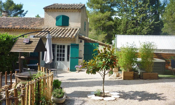 St.-Remy-de-Provence Maison | Un coin de paradis, au cœur des Alpilles avec SPA