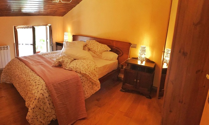 Santovena Appartement | Un coin dans les Asturies. Petit village, de superbes vues. Picos de Europa.