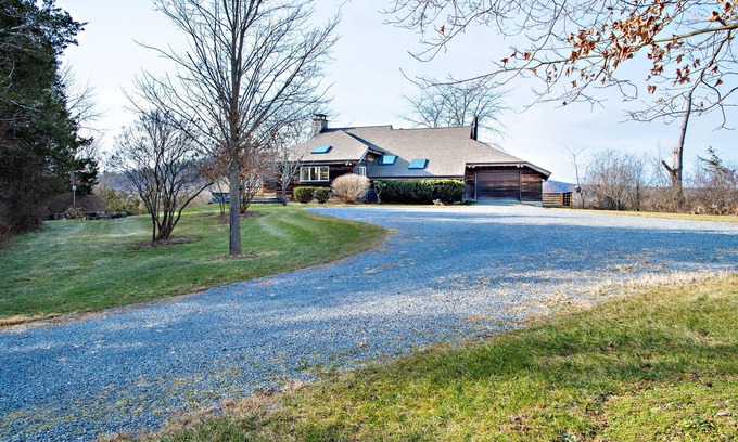 Pine Plains Maison | Un Country Lodge tout droit sorti des pages d'un grand roman