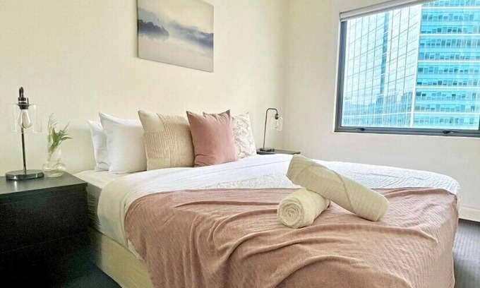 Melbourne Central Business District Appartement | A Cozy 2B2B Apt Next To Carlton Garden W/Parking
