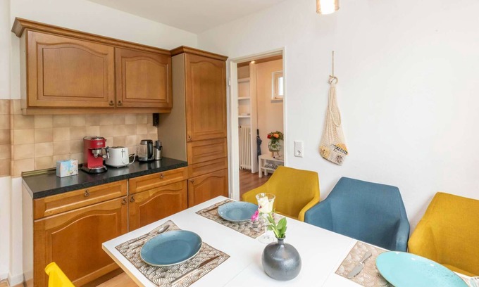 Dreieich Maison | A cozy family home with a spacious garden next to a forest
