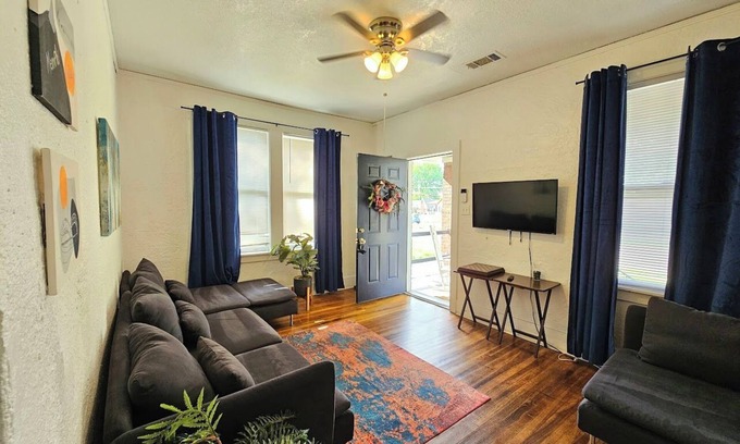 Vollintine-Evergreen Maison | A cute fully furnished place to stay in Memphis