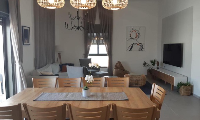 Nahariya Appartement | A designed penthouse- Paradise by the sea