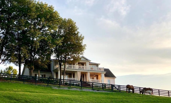 College Grove Maison | A&E Farm - Luxury Concierge - Franklin & Nashville