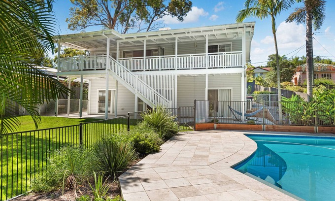 Morningside Maison | Une affaire de famille ~ 4 chambres / 2. 5Bath / Pool ~ Morningside