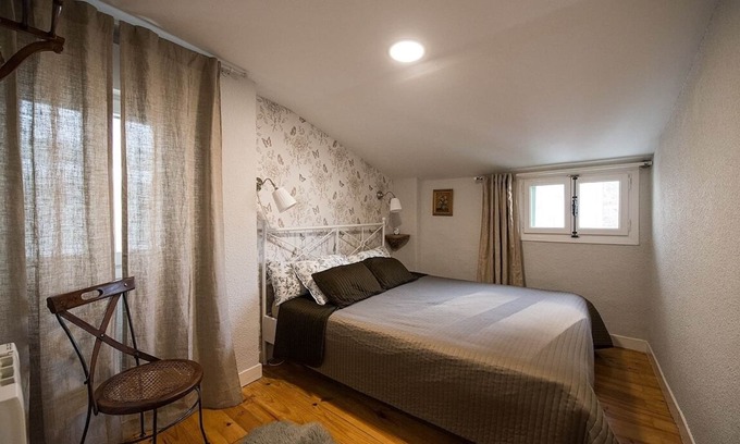 Pamplona City Centre Appartement | Une saveur pour le cadre historique espagnol