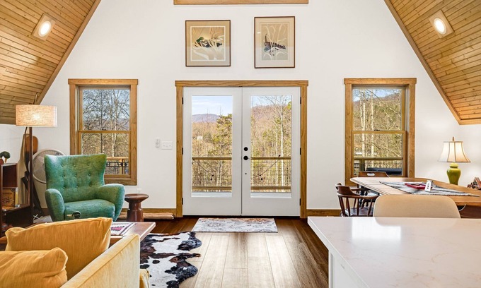 Marshall Cabine | A-Frame Cabin near Marshall and Asheville