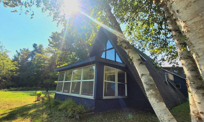 Beaver Island Maison | A Frame cabin with a short stroll to a gorgeous sandy beach!