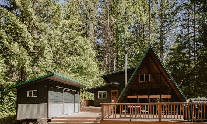 Packwood Cabine | A-Frame Chalet at Mount Rainier & White Pass Ski